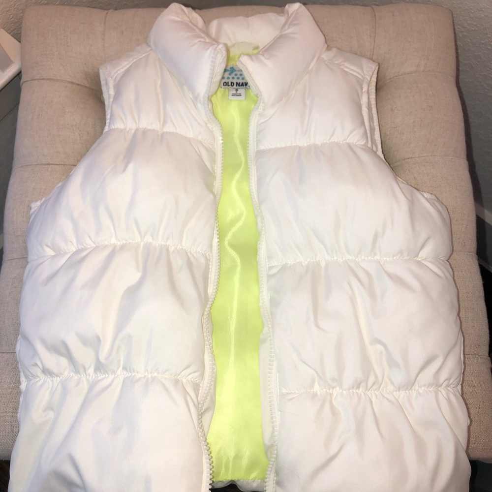 Vintage White Puffer Vest old navy